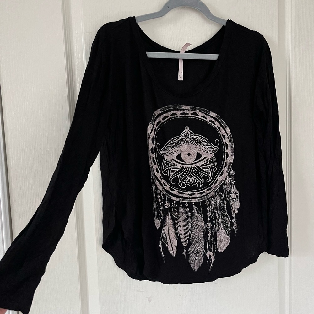 jc fits Dreamcatcher long sleeve shirt